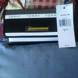 Tommy Hilfiger